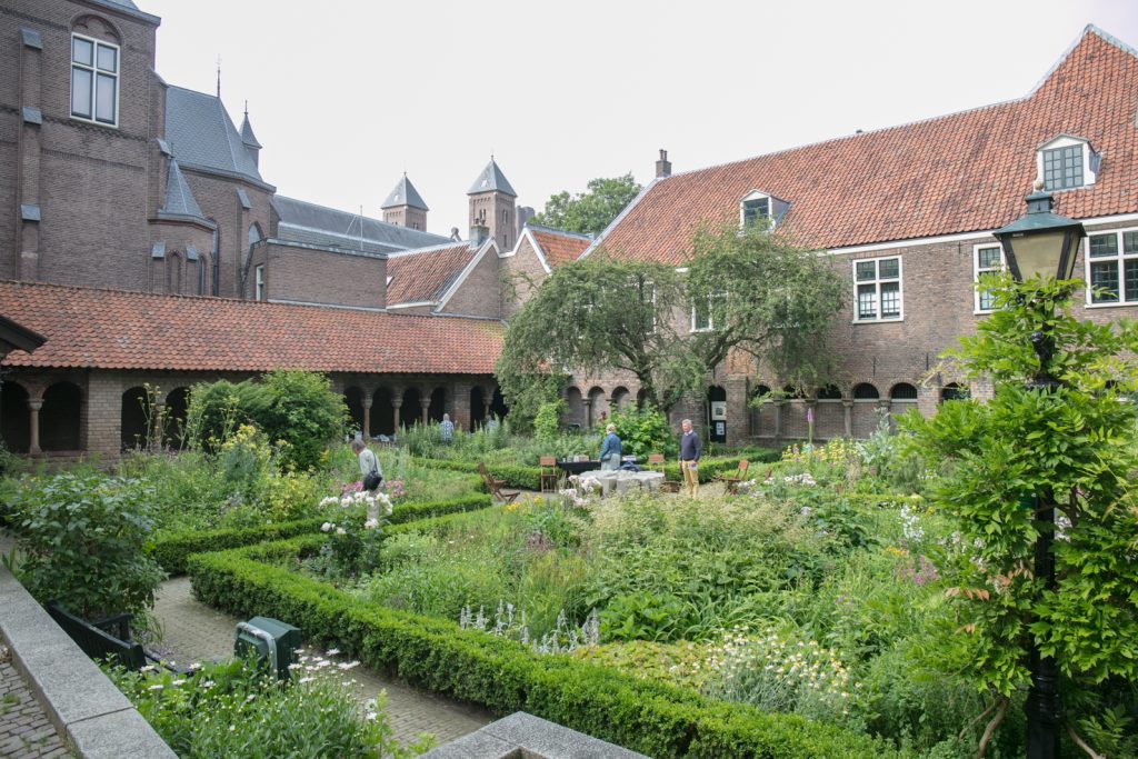 Mariaplaats, Pandhof Sinte Marie