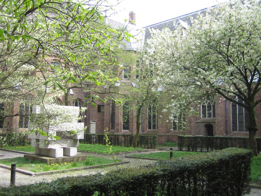 Lange Nieuwstraat 38, pandhof Museum Catharijneconvent