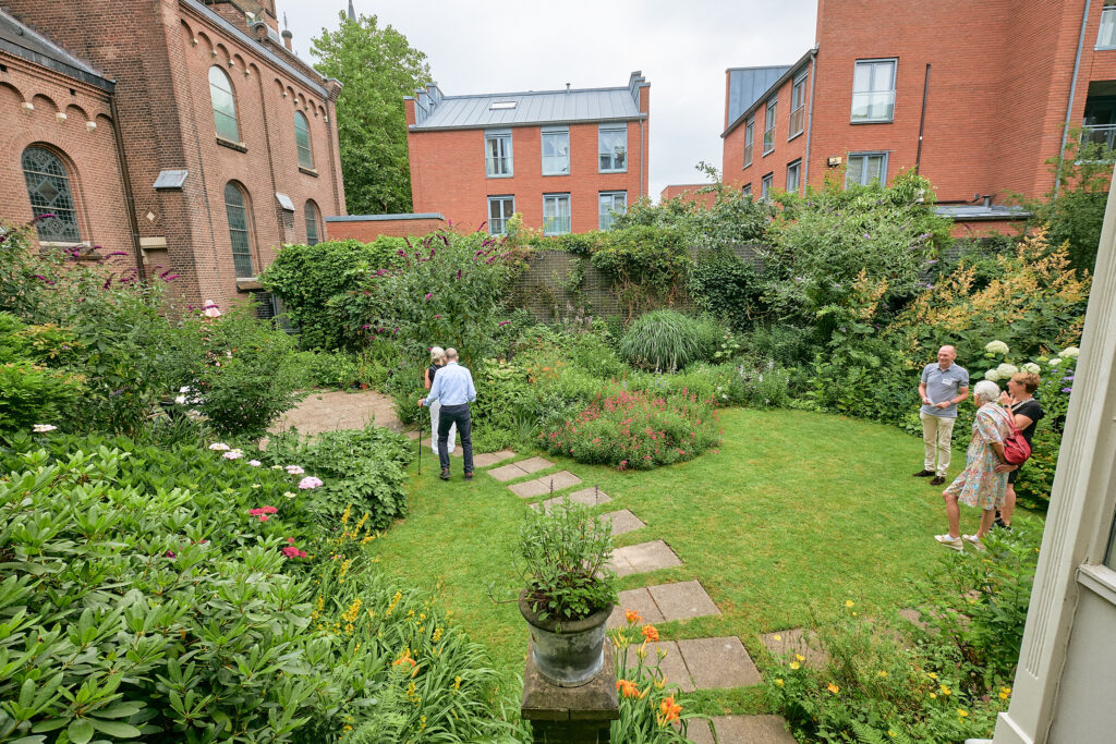 Willemsplantsoen 3, pastorie Gertrudiskathedraal